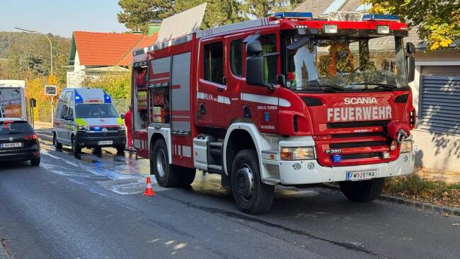Rüstlöschfahrzeug der Freiwilligen Feuerwehr Bad Sauerbrunn im Einsatz